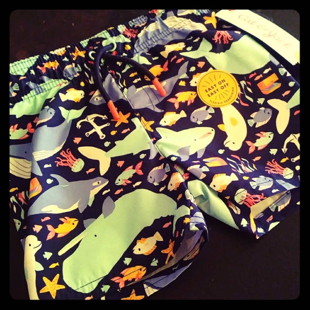 Baby boys swim trunks !